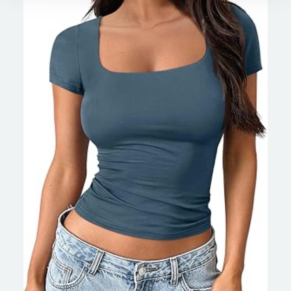 NWT Trendy Queen Elegant Women's Blue / Green Square Neck Top
